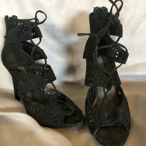 Zara Woman Spring/Summer 2013 lace up heels size 9